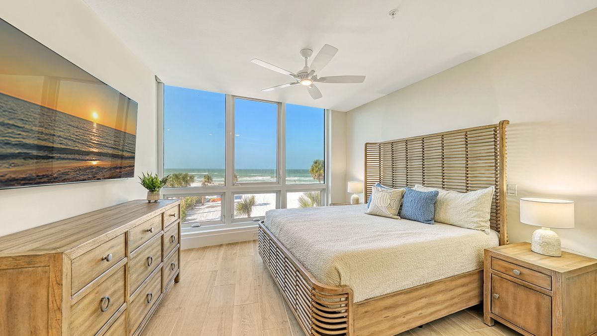 Siesta Key Rental with beach view